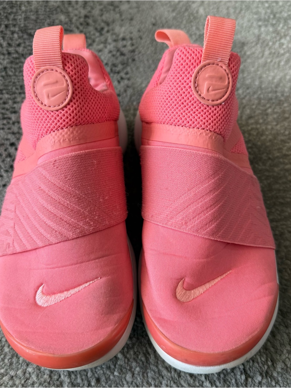 Nike girl’s presto extreme - coral sneakers - size 1 - Picture 2 of 6